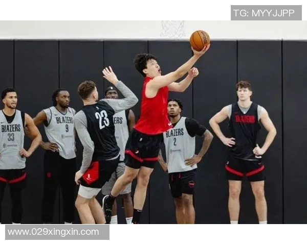 瀚森首节6分半登场 刘维伟点评克林根三分过桥与防守犯规