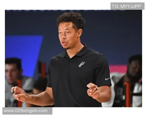 客战独行侠米奇约翰逊未确定揭幕战首发阵容新动态